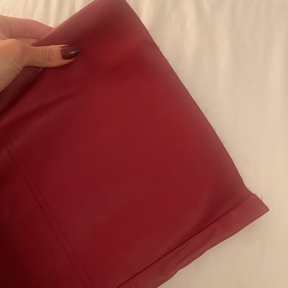Red leather pants - Picture 7 of 7